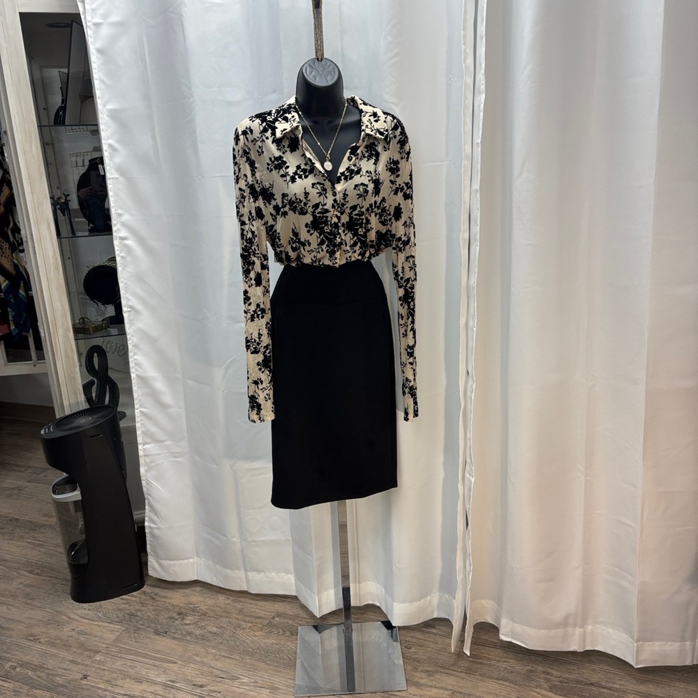 Paparazzi Mesh Burnout Button Front Shirt